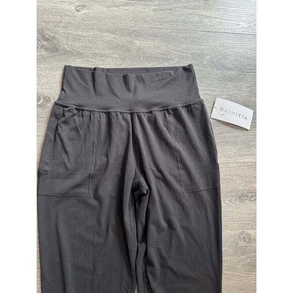 NWT Athleta Salutation Jogger in Powervita Black Small Petite - Picture 3 of 15